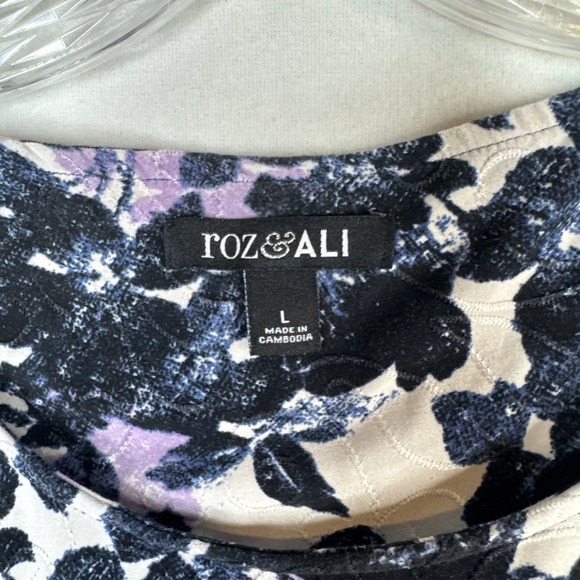 Roz & Ali Sleeveless Floral Blouse Large Gray Purple Pleated Flowy Top - Picture 5 of 7